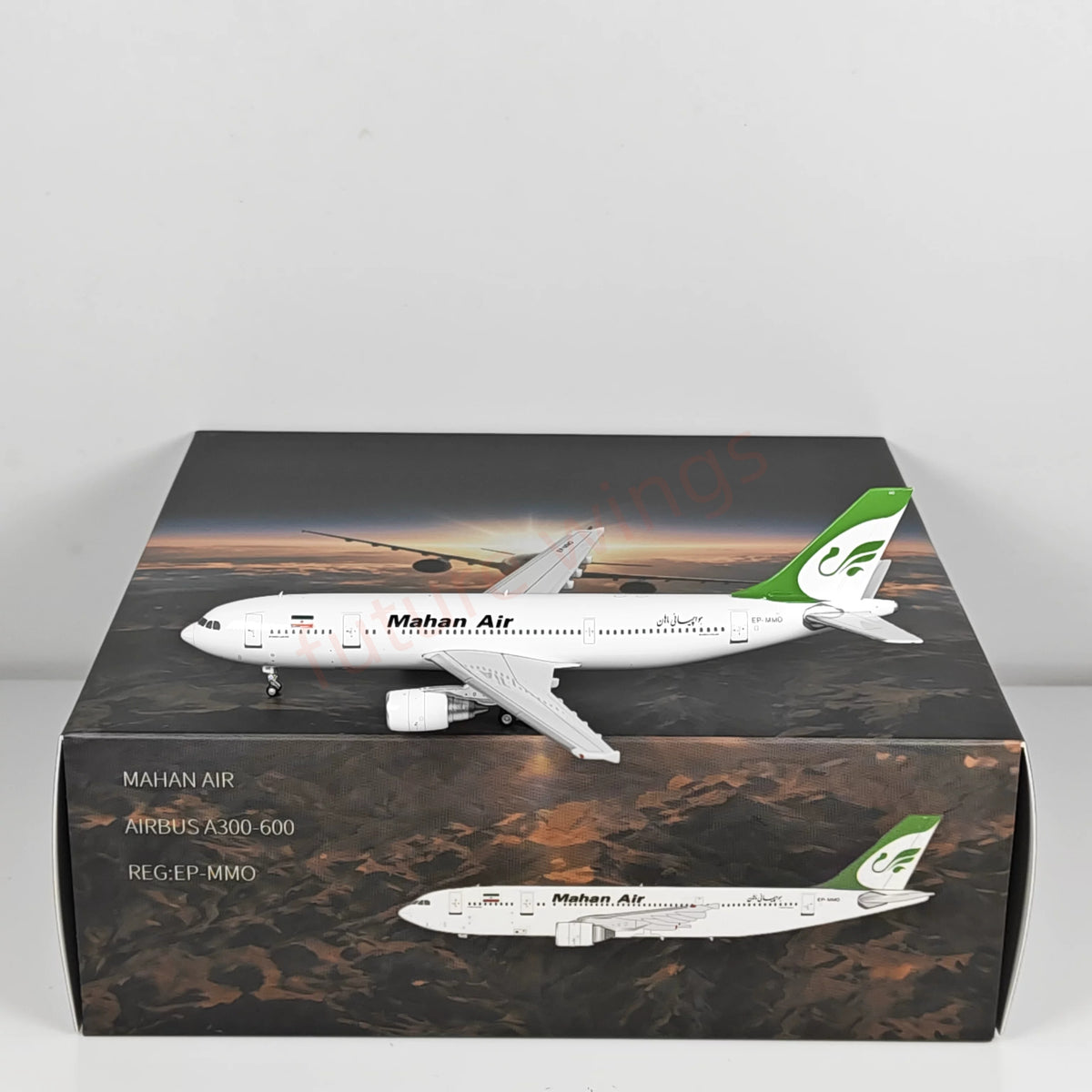 1:400 Yu Model  Mah**** A300-600 EP-MMO Aircraft Model+Free Tractor
