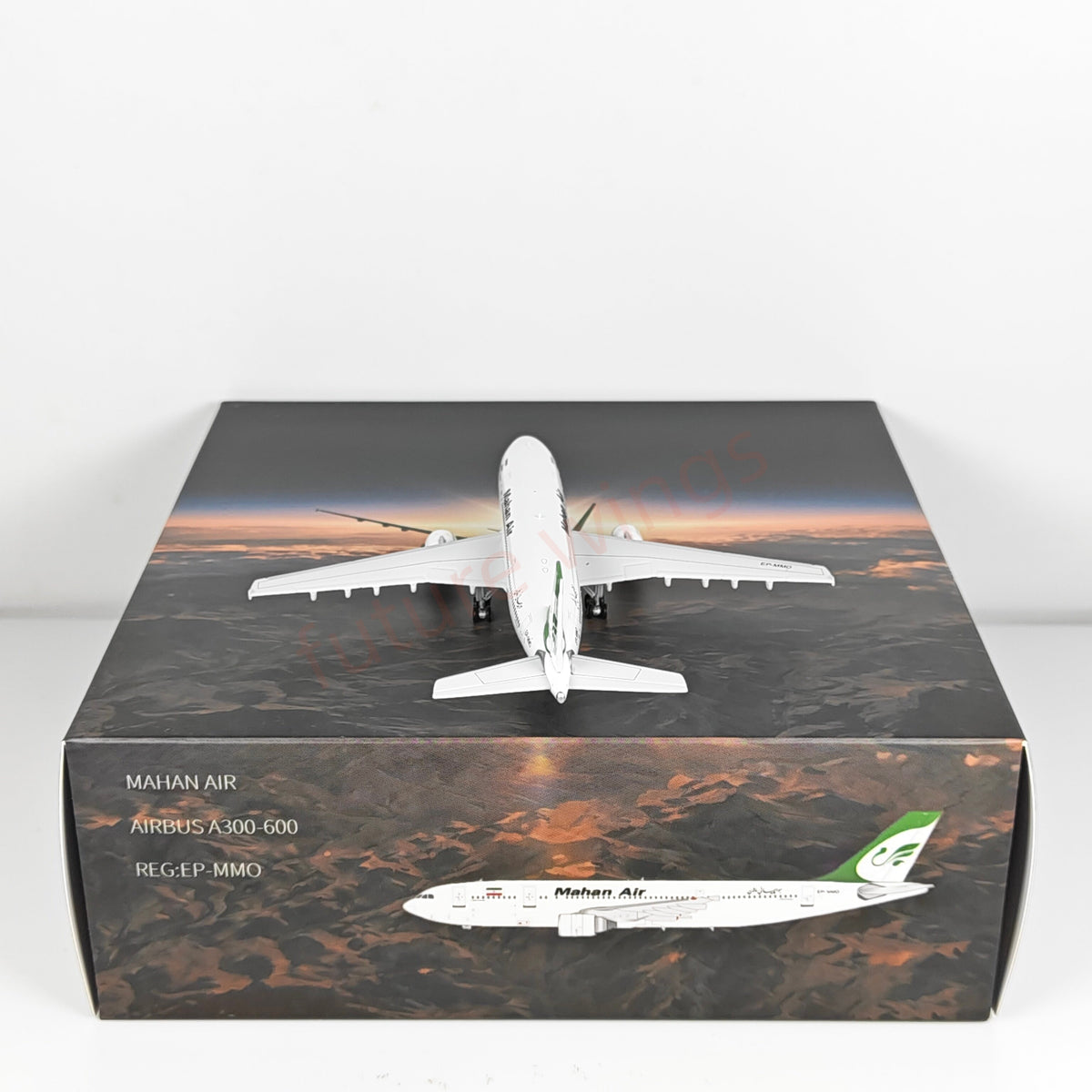 1:400 Yu Model  Mah**** A300-600 EP-MMO Aircraft Model+Free Tractor