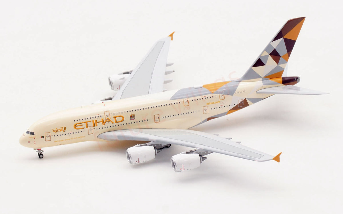 1:400 Aviation400 Etihad Airways A380 A6-APF Aircraft Model Free Tractor+Stand