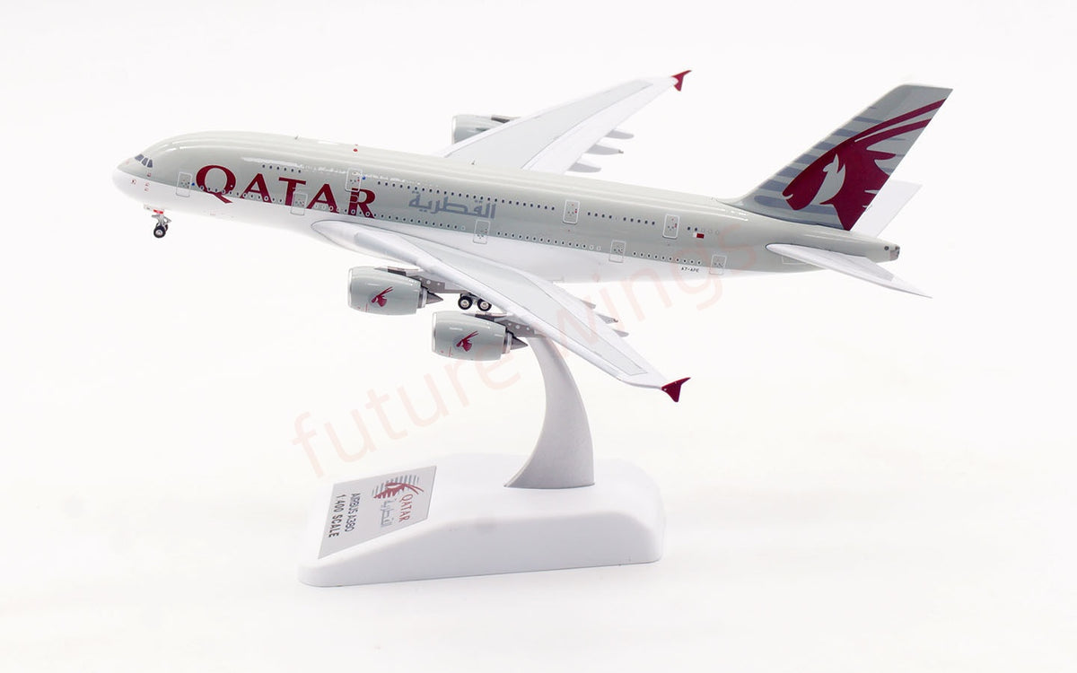 1:400 Aviation400 Qatar Airways A380 A7-APE Aircraft Model Free Tractor+Stand