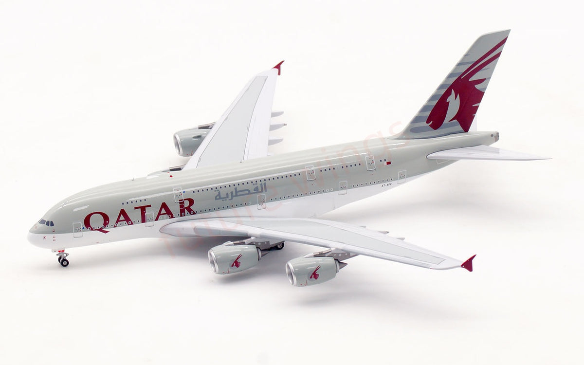 1:400 Aviation400 Qatar Airways A380 A7-APE Aircraft Model Free Tractor+Stand