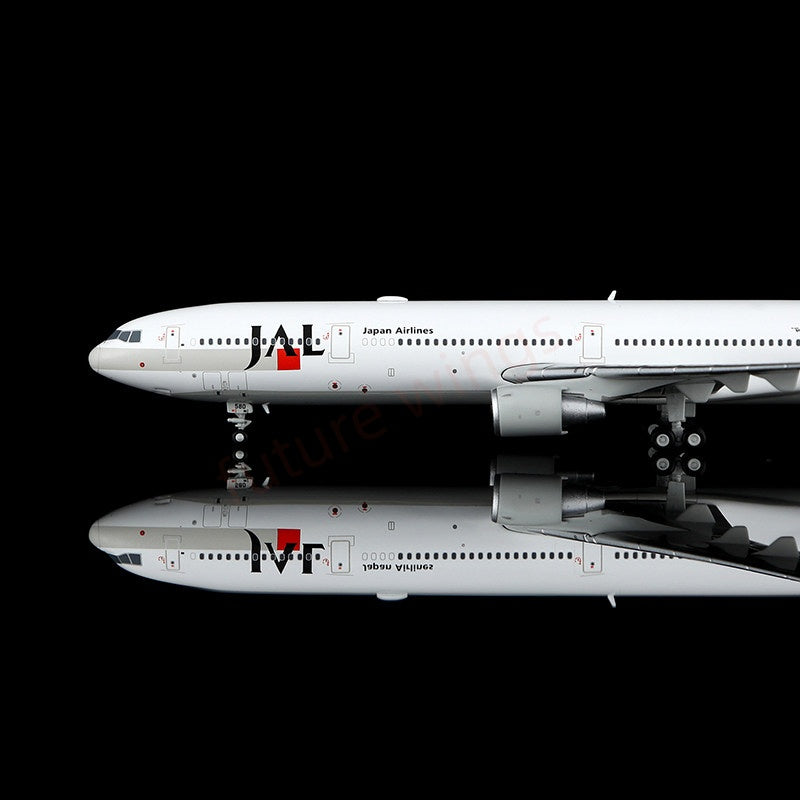 1:400 HX Models Japan Airlines JAL MD-11 JA8580 A8589 Aircraft Model+Free Tractor