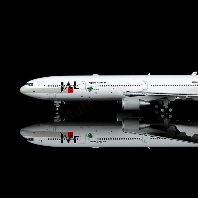 1:400 HX Models Japan Airlines JAL MD-11 JA8580 A8589 Aircraft Model+Free Tractor