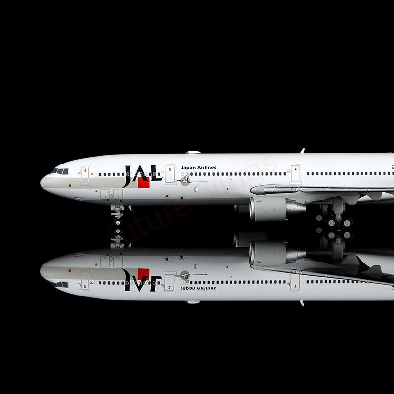 1:400 HX Models Japan Airlines JAL MD-11 JA8580 A8589 Aircraft Model+Free Tractor