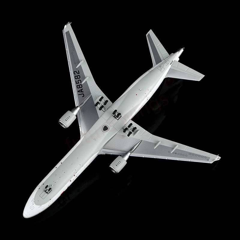 1:400 HX Models Japan Airlines JAL MD-11 JA8580 A8589 Aircraft Model+Free Tractor