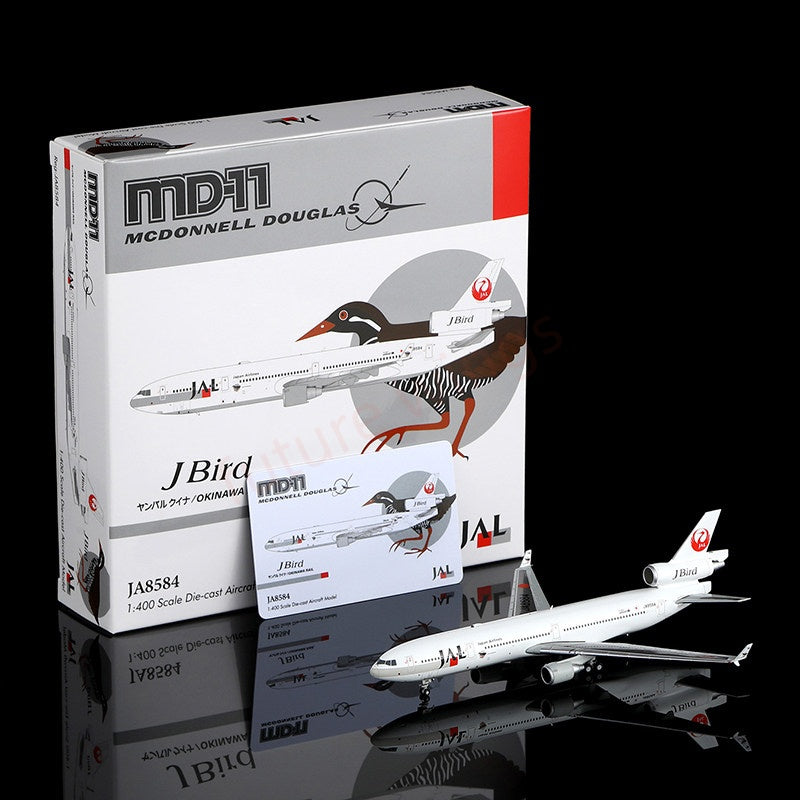1:400 HX Models Japan Airlines JAL MD-11 JA8580 A8589 Aircraft Model+Free Tractor