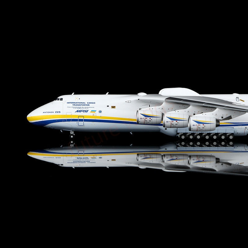 1:400 HX Models Antonov An-225 UR-82060 Aircraft Model Free Tractor+Stand