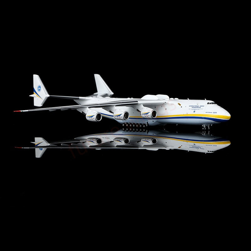 1:400 HX Models Antonov An-225 UR-82060 Aircraft Model Free Tractor+Stand
