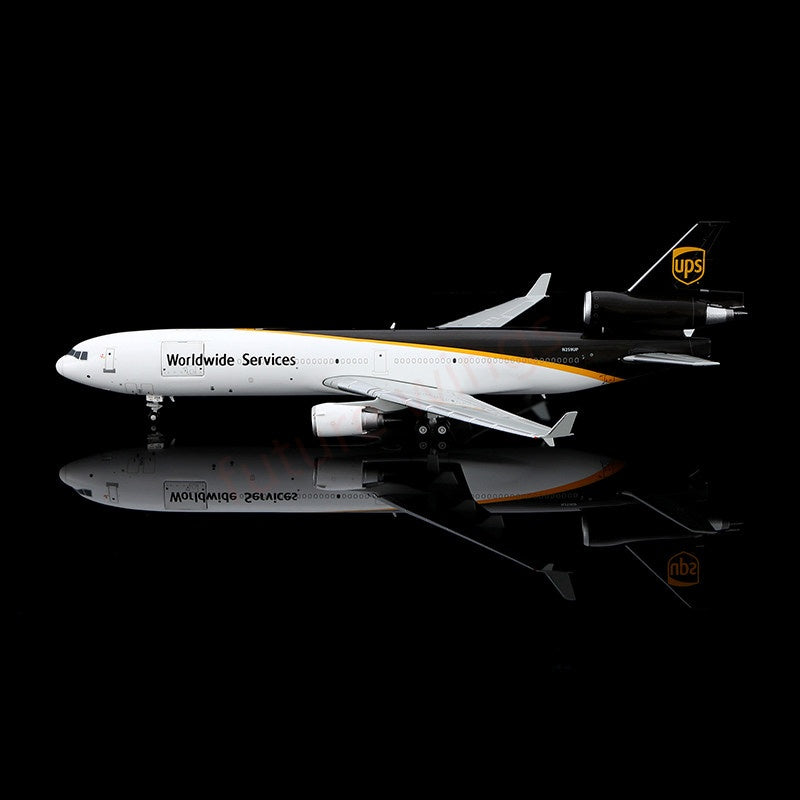 1:400 YY Wings UPS Douglas MD-11 N259UP Aircraft Model+Free Tractor