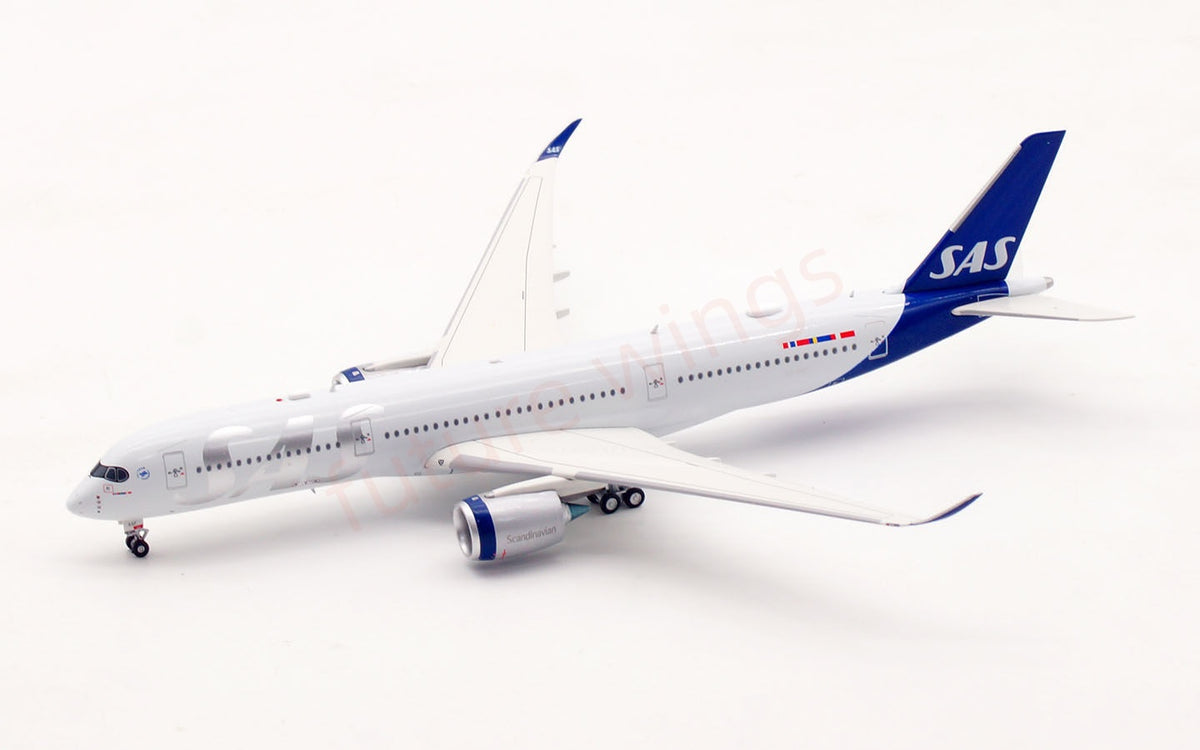 1:400 Aviation400 SAS A350-900 SE-RSF Aircraft Model+Free Tractor and Stand