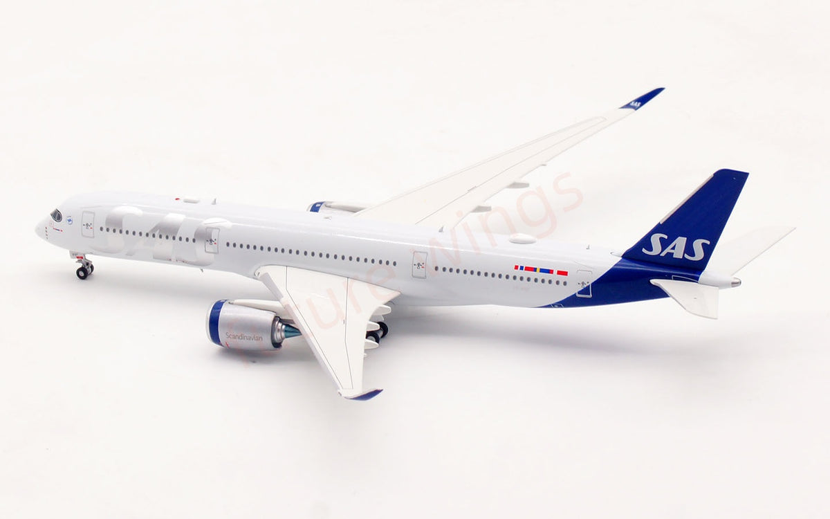 1:400 Aviation400 SAS A350-900 SE-RSF Aircraft Model+Free Tractor and Stand
