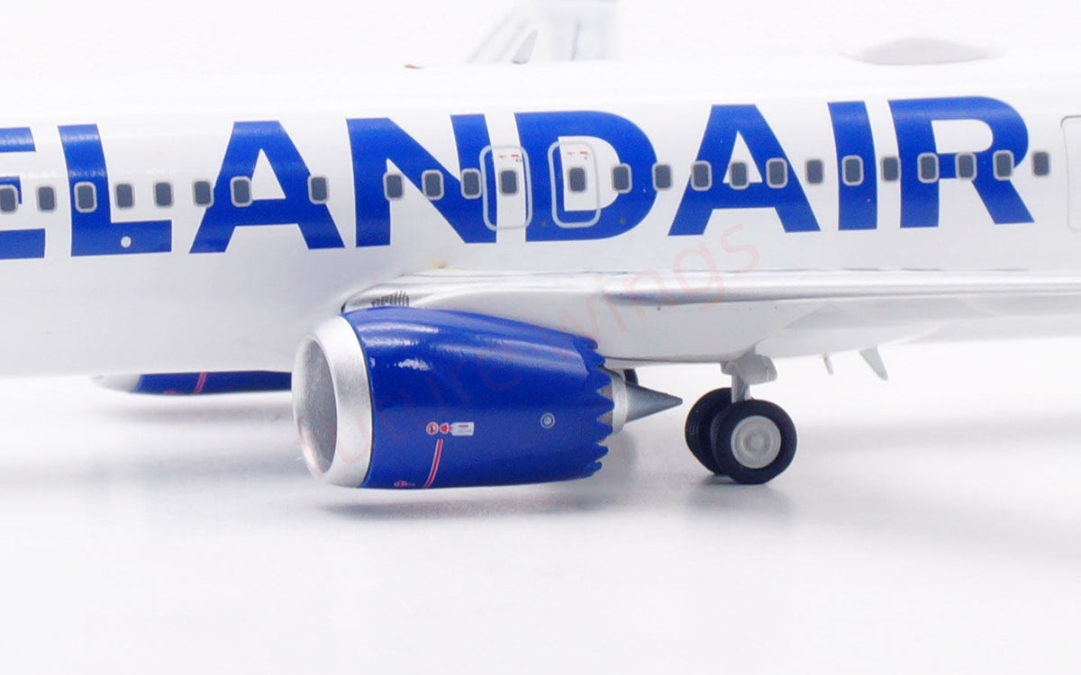 1:200 InFlight200 Iceland Air  B737-9MAX TF-ICB Diecast Aircraft Model
