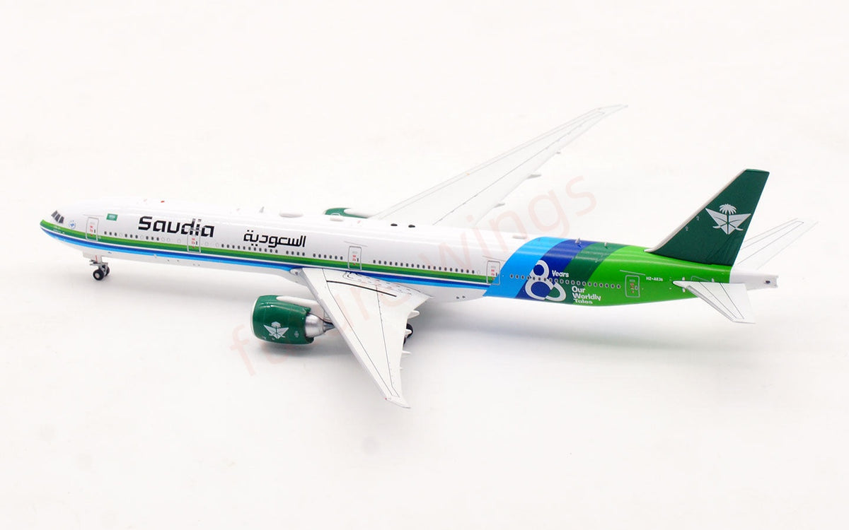 1:400 Aviation400 Saudi B777-300ER HZ-AK36 Aircraft Model Free Tractor+Stand