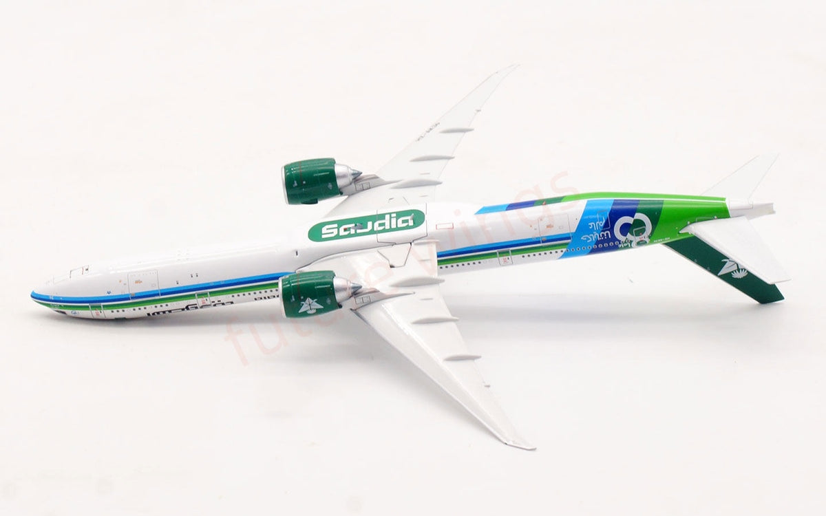 1:400 Aviation400 Saudi B777-300ER HZ-AK36 Aircraft Model Free Tractor+Stand