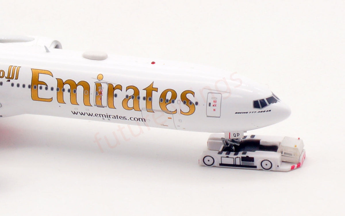 1:400 Aviation400 Emirates Airways B777-300ER A6-EQP Aircraft Model Free Tractor+Stand