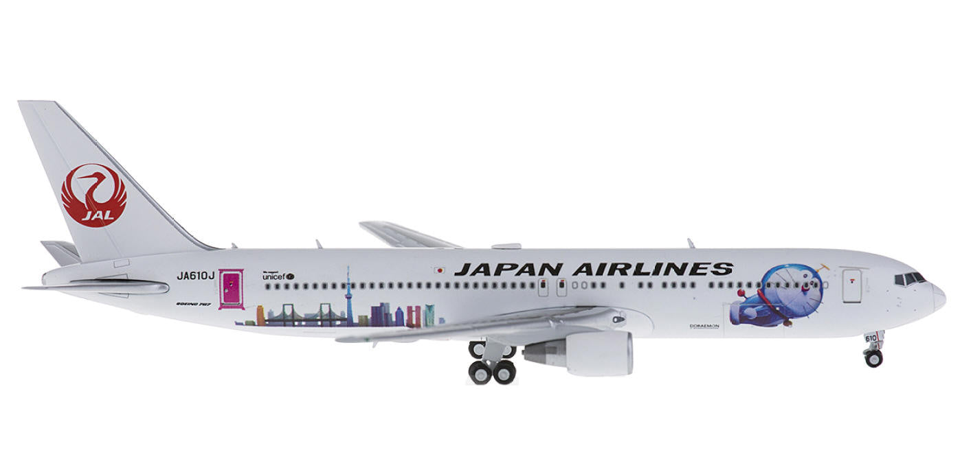 1:400 JC Wings XX4720 Japan Airlines Boeing 767-300 JA610J+Free Tractor