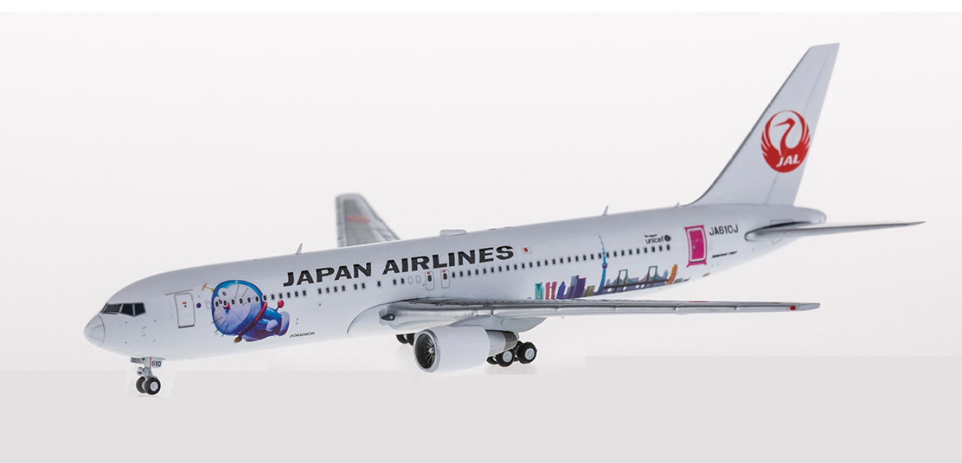 1:400 JC Wings XX4720 Japan Airlines Boeing 767-300 JA610J+Free Tractor