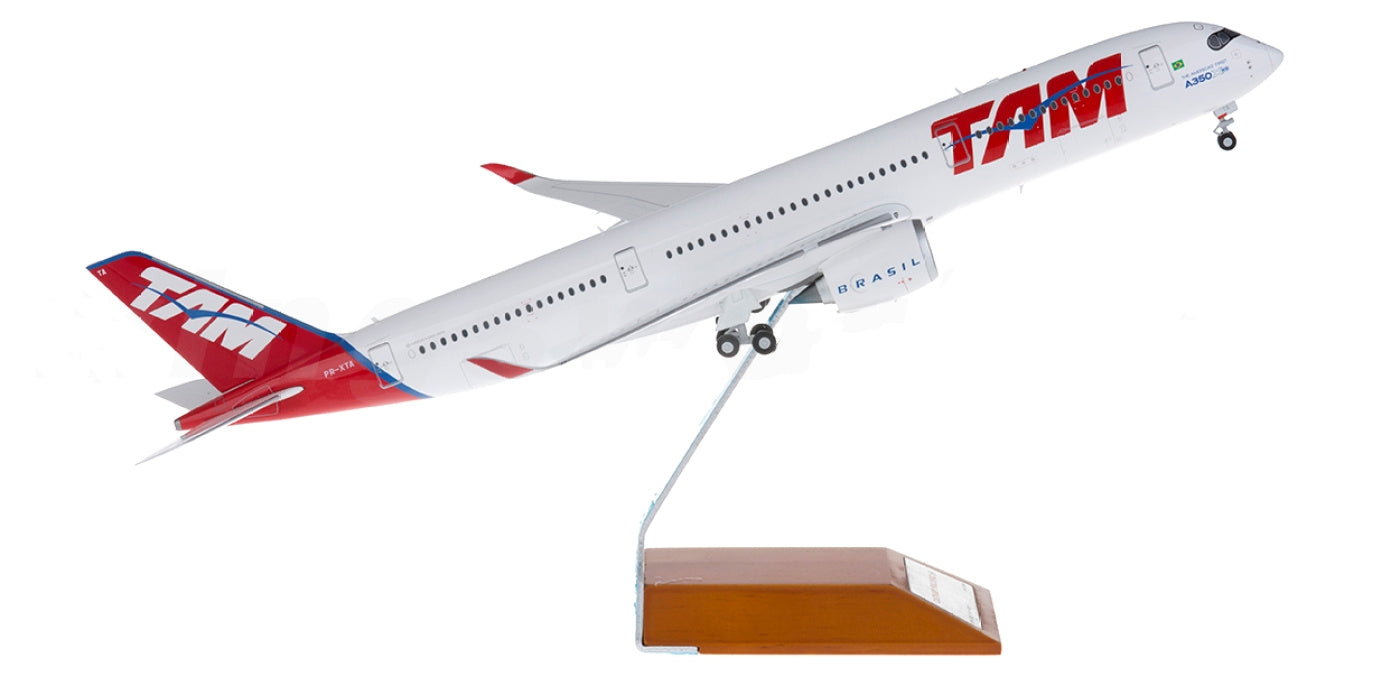 1:200 JC Wings LH2005 TAM Airbus A350-900 PR-XTA