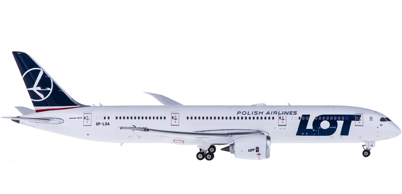 1:400 Phoenix PH11466 LOT Boeing 787-9 SP-LSA+Free Tractor