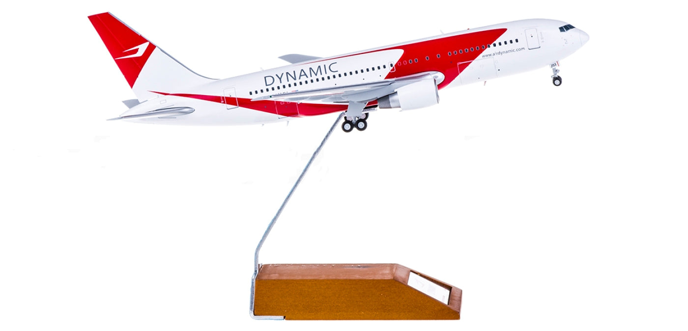 1:200 JC Wings LH2020 Dynamic Airways  Boeing 767-200 N253MY