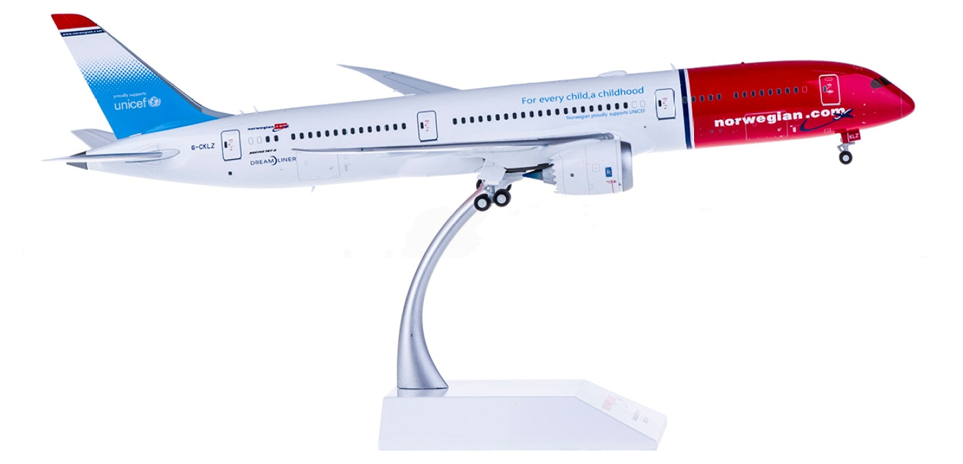 1:200 JC Wings XX2200 Norwegian Air Shuttle Boeing 787-9 G-CKLZ