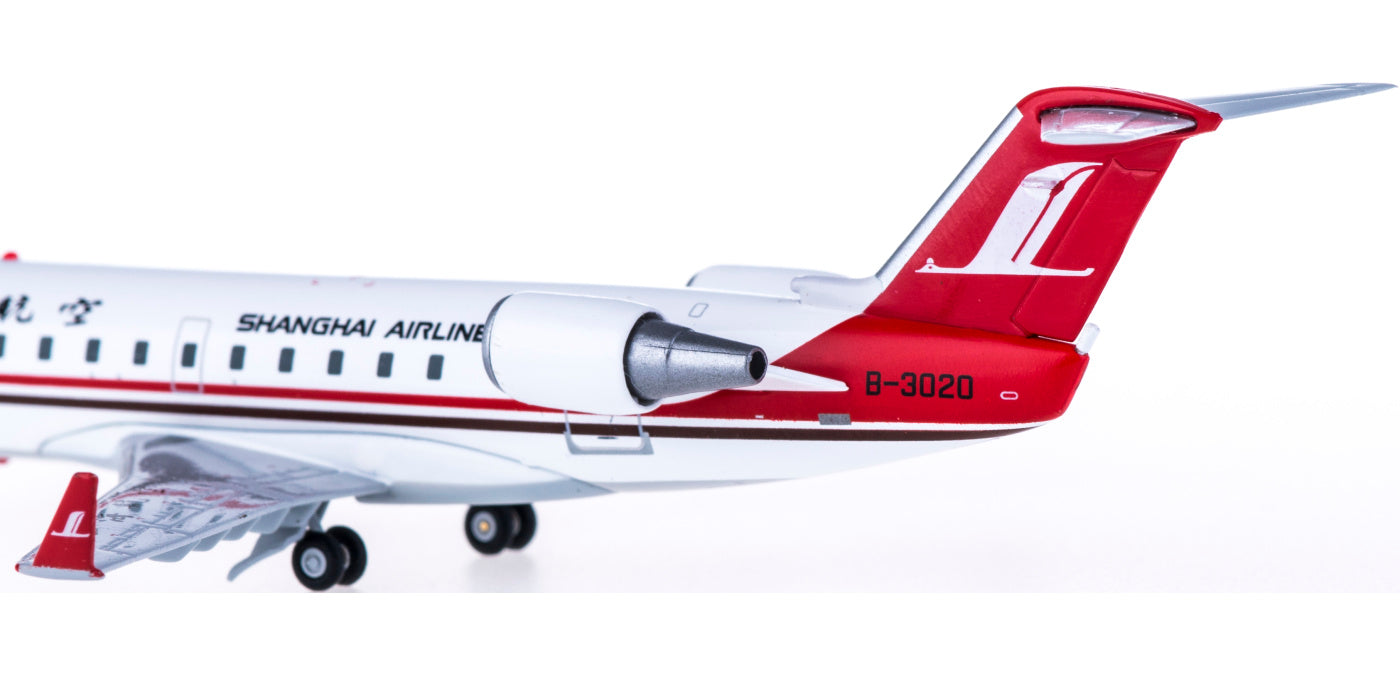 1:200 JC Wings LH2190 Shanghai Airlines Bombardier CRJ200 B-3020