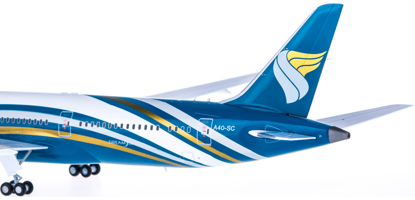 1:200 JC Wings LH2118 Oman Air Boeing 787-9 A4O-SC