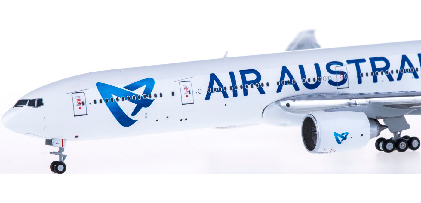 1:400 JC Wings XX4685 Air Austral Boeing 777-300ER F-OSYD+Free Tractor