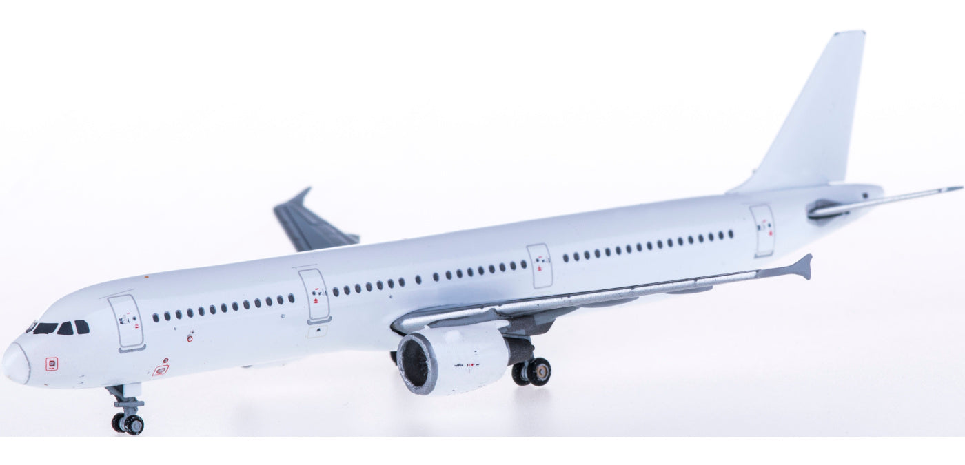 1:400 JC Wings XX4999 Airbus Blank A321+Free Tractor