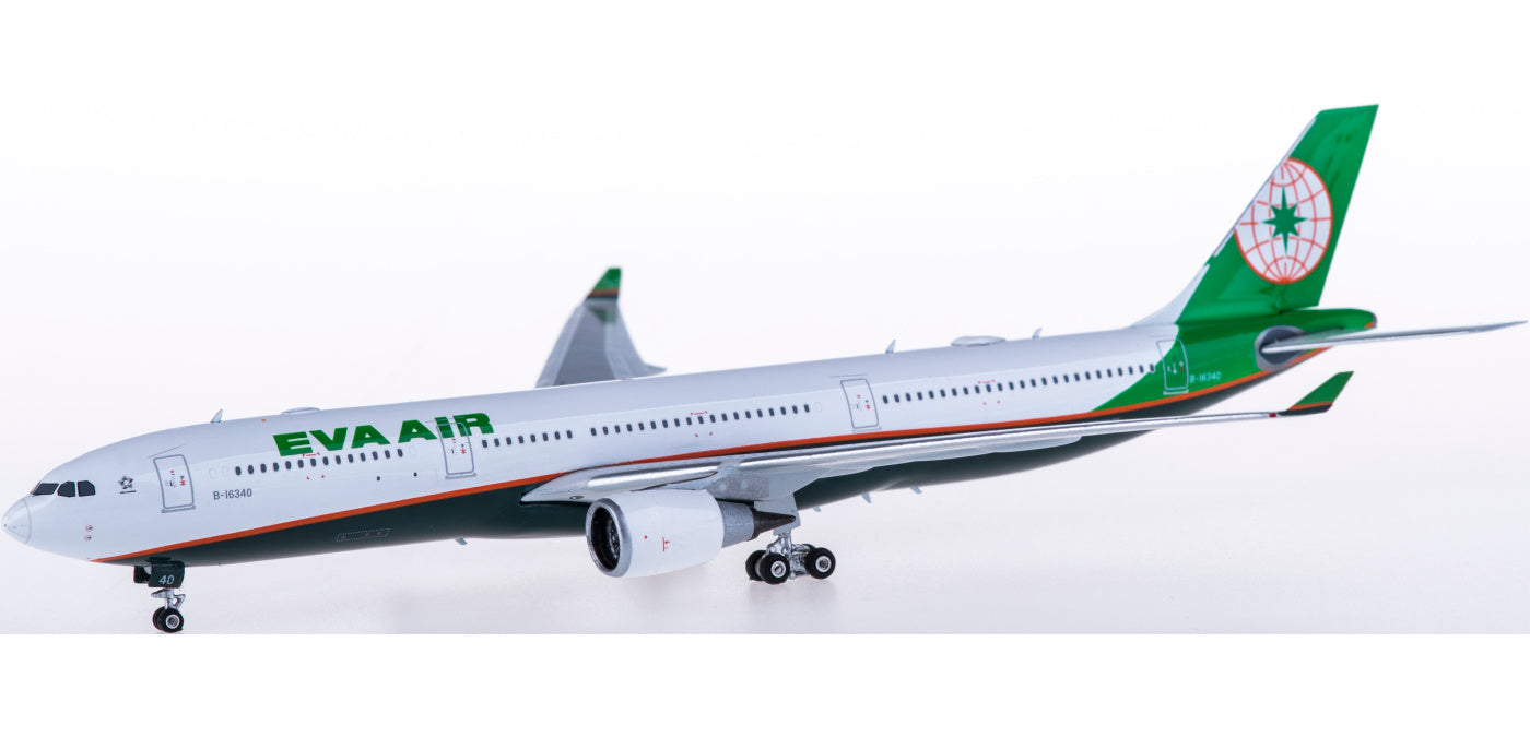 1:400 Phoenix PH04231 EVA Air Airbus A330-300 B-16340+Free Tractor