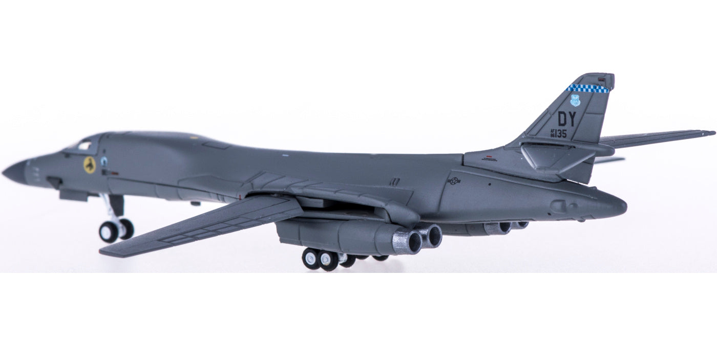 1:400 Geminijets GMUSA084 USAF Rockwell B-1 Lancer 86-0135