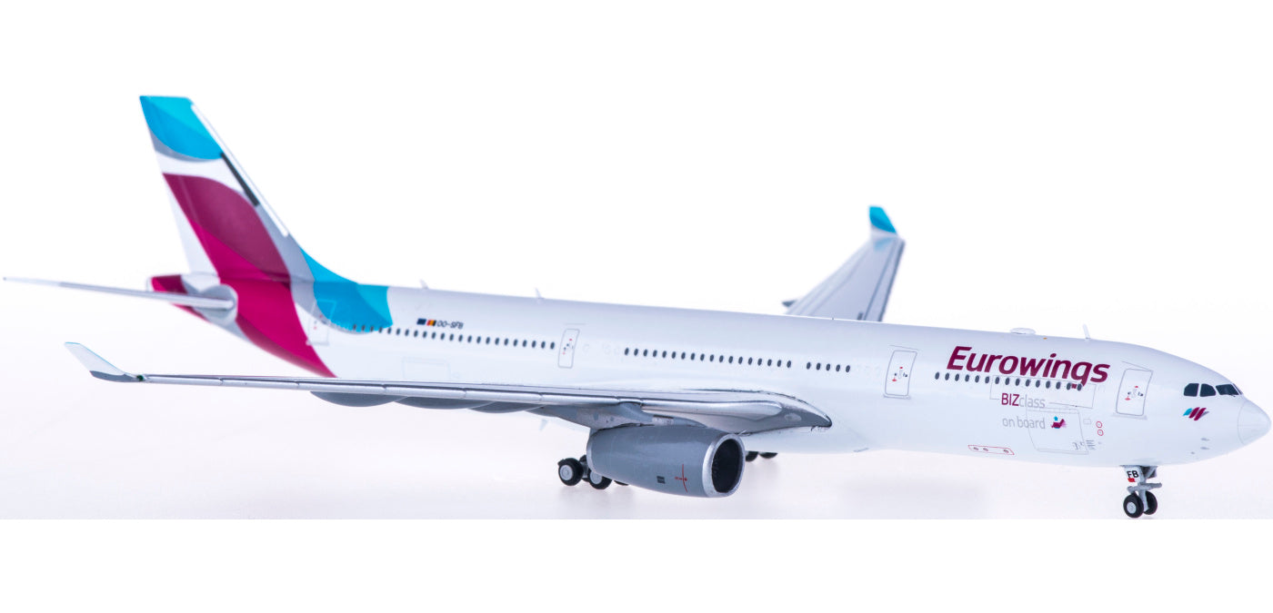 1:400 JC Wings XX4422 Eurowings Airbus A330-300 OO-SFB Free Tractor+Stand