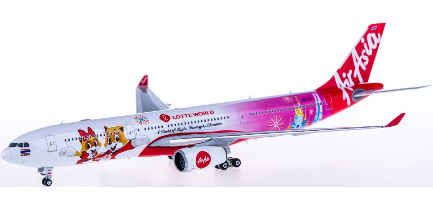 1:400 Phoenix PH04234 AirAsia Airbus A330-300 HS-XTD+Free Tractor