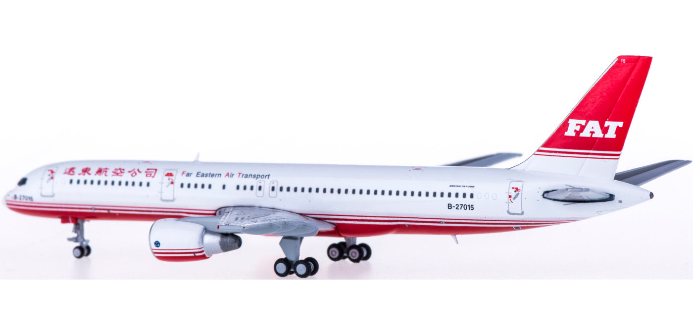 1:400 JC Wings EW4752002 FAT Boeing 757-200 B-27015 Free Tractor+Stand