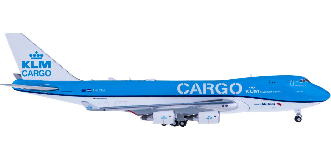 1:400 Geminijets GJKLM1827 KLM Cargo Boeing 747-400F PH-CKA+Free Tractor