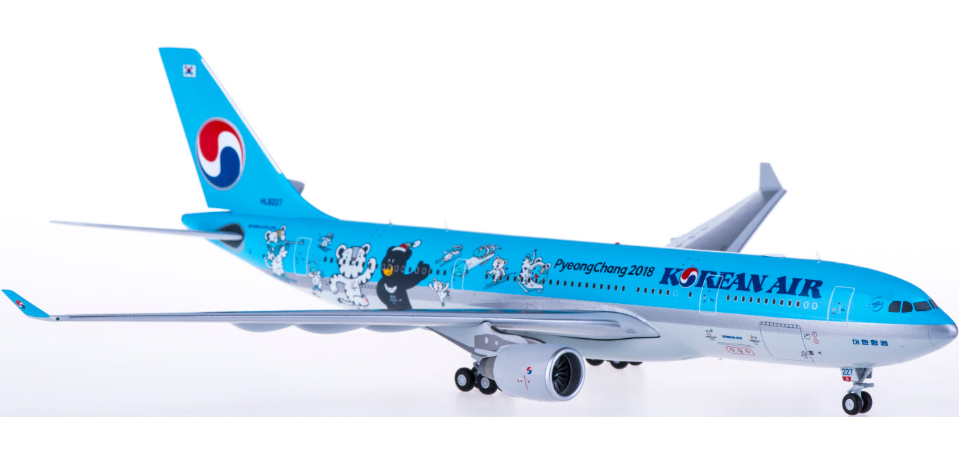 1:200 JC Wings EW2332001 Korean Air Airbus A330-200 HL8227