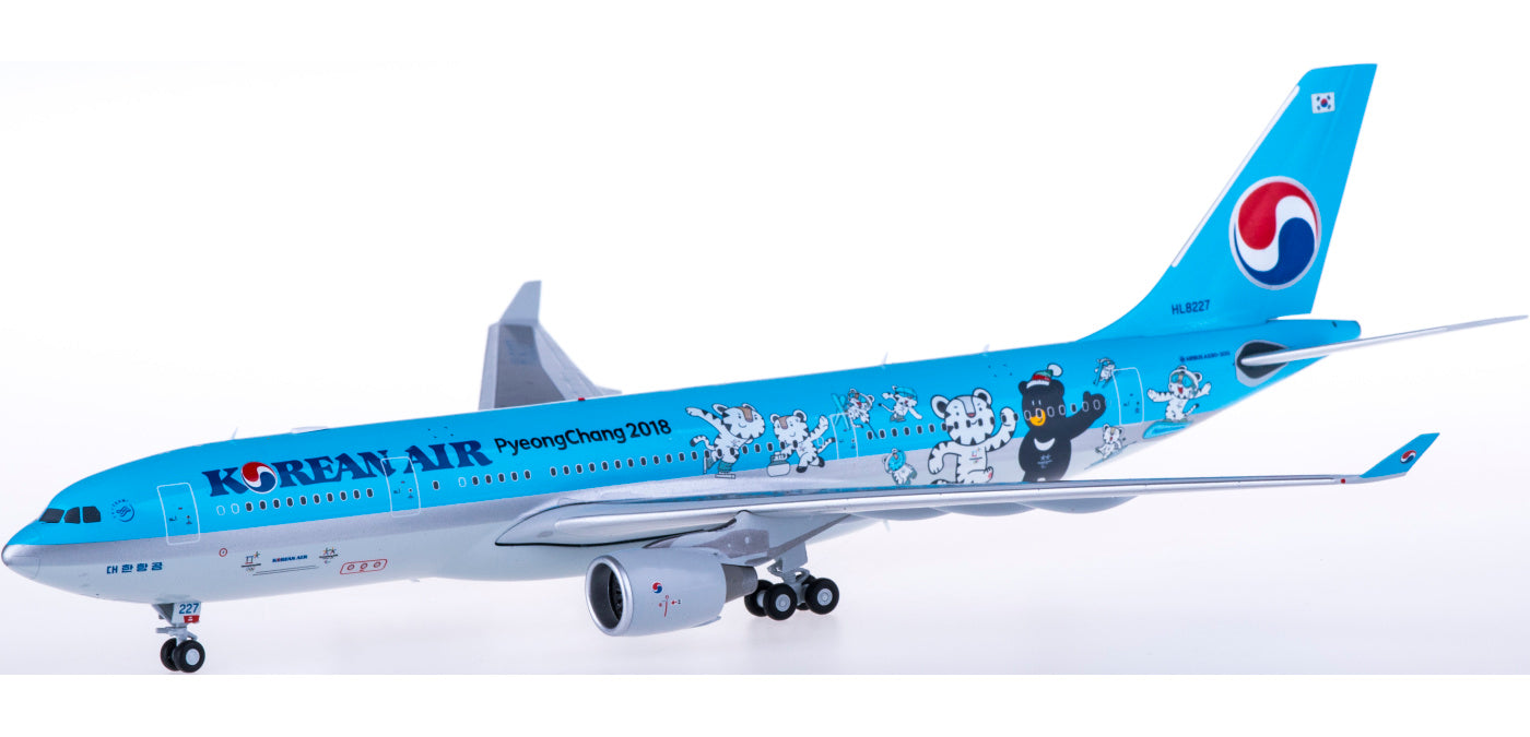 1:200 JC Wings EW2332001 Korean Air Airbus A330-200 HL8227