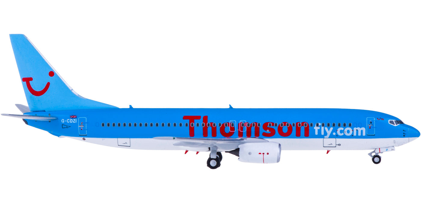 1:400 NG Models NG58007 Thomson Airways Boeing 737-800 G-CDZI+Freee Tractor