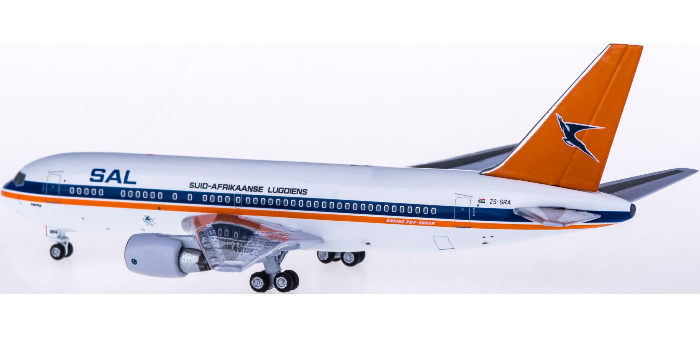 (Rare)1:400 AeroClassics AC419455 South African Airways Boeing 767-200 ZS-SRA+Free Tractor