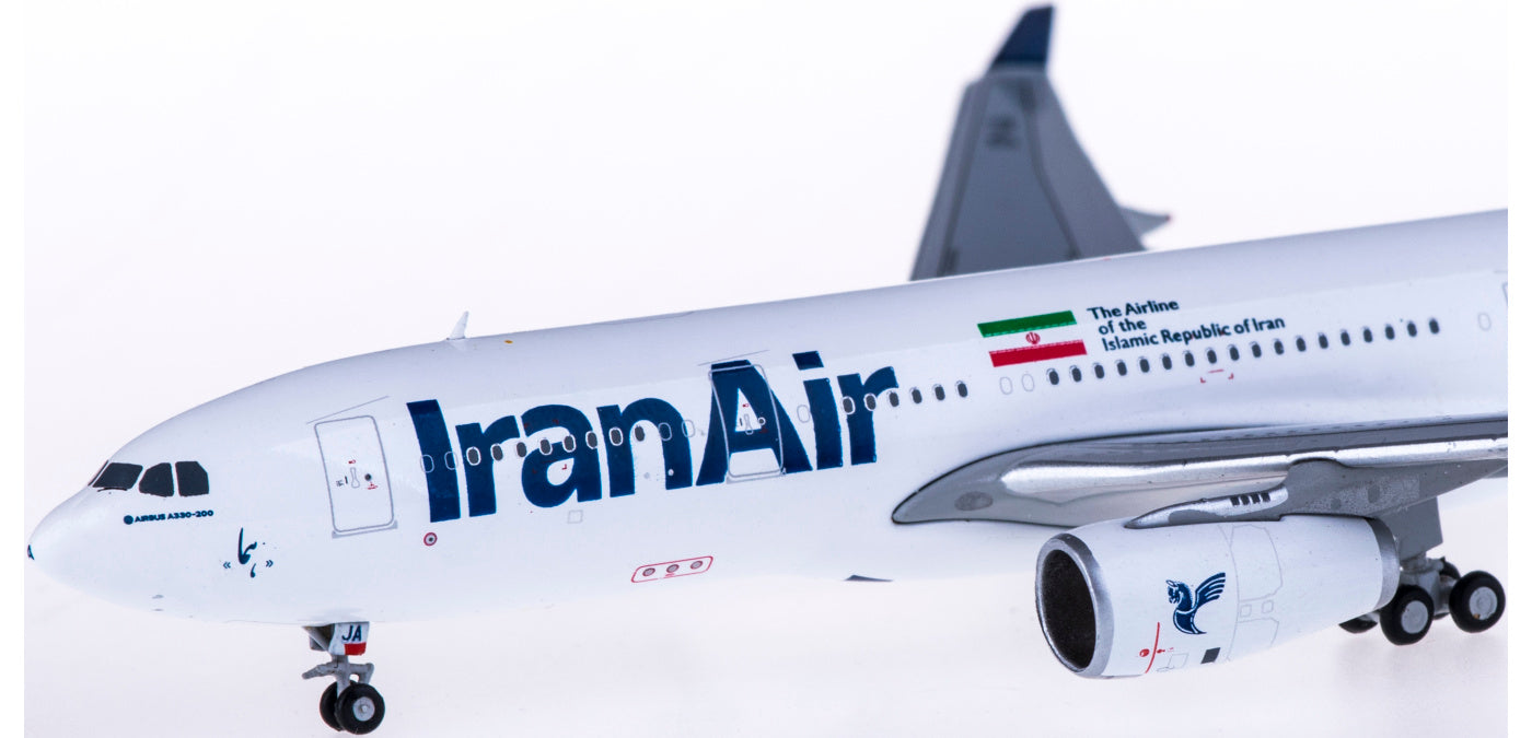 1:400 Geminijets GJIRA1652 Iran Air Airbus A330-200 EP-IJA+Free Tractor