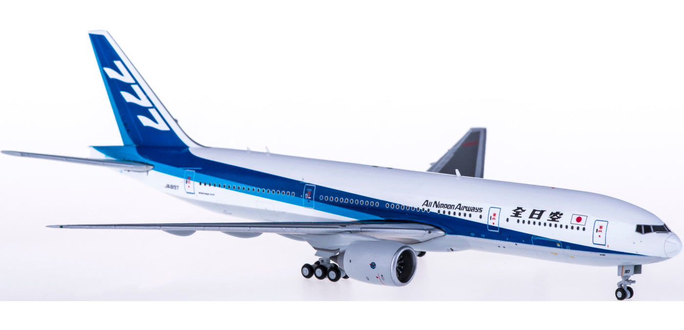 1:400 JC Wings EW4772002 ANA Boeing 777-200 JA8197 Free Tractor+Stand