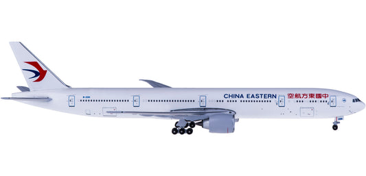 (Rare)1:500 AeroClassics AC5B2001 China Eastern  Boeing 777-300ER B-2001+Free Tractor