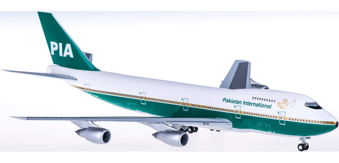 1:200 Hongan Wings HG0113GR PIA Pakistan International Boeing 747-200 AP-BAT
