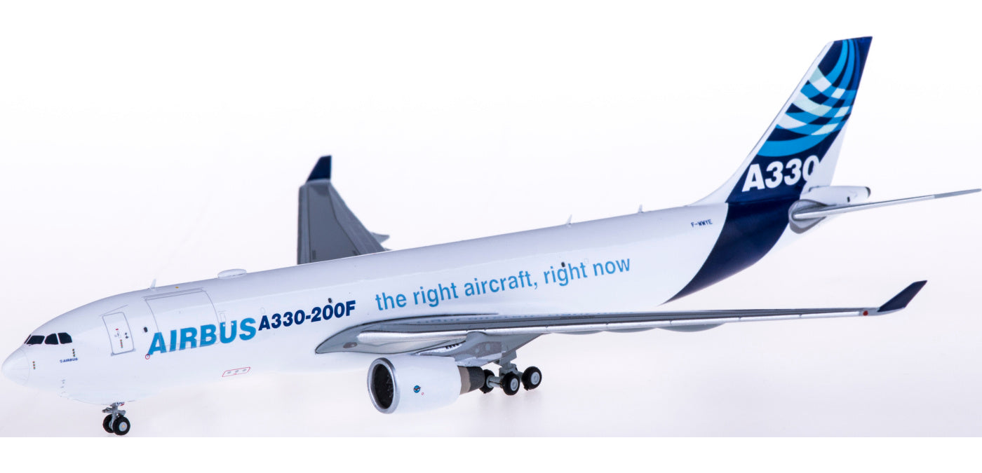 1:400 JC Wings LH4129 Airbus Cargo A330-200F F-WWYE Free Tractor+Stand