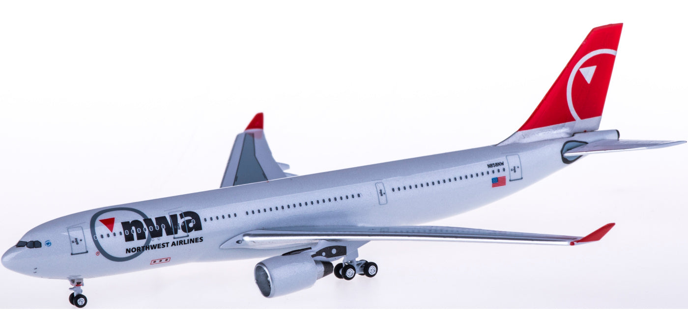 (Rare)1:400 AeroClassics AC4N858NW Northwest Airlines Airbus A330-200 N858NW+Free Tractor