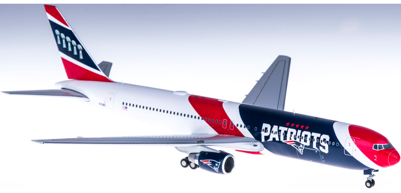 1:200 JC Wings PX2193 New England Patriots Boeing 767-300ER N36NE