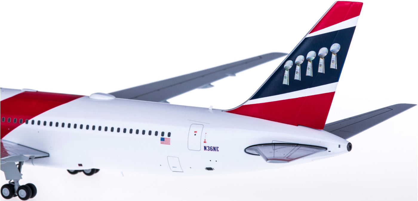 1:200 JC Wings PX2193 New England Patriots Boeing 767-300ER N36NE