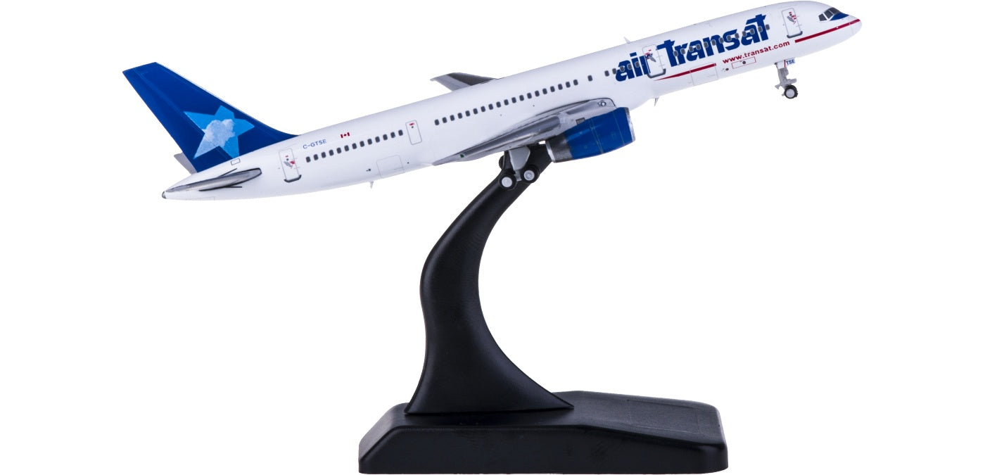 1:400 JC Wings XX4207 Air Transat Boeing 757-200 C-GTSE Free Tractor+Stand