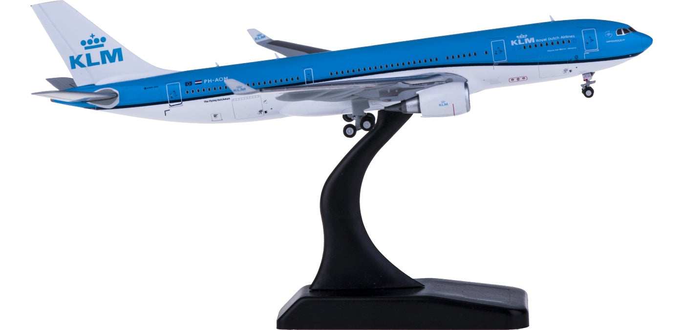 1:400 Geminijets GJKLM1874 KLM Airbus A330-200 PH-AOM Free Tractor+Stand