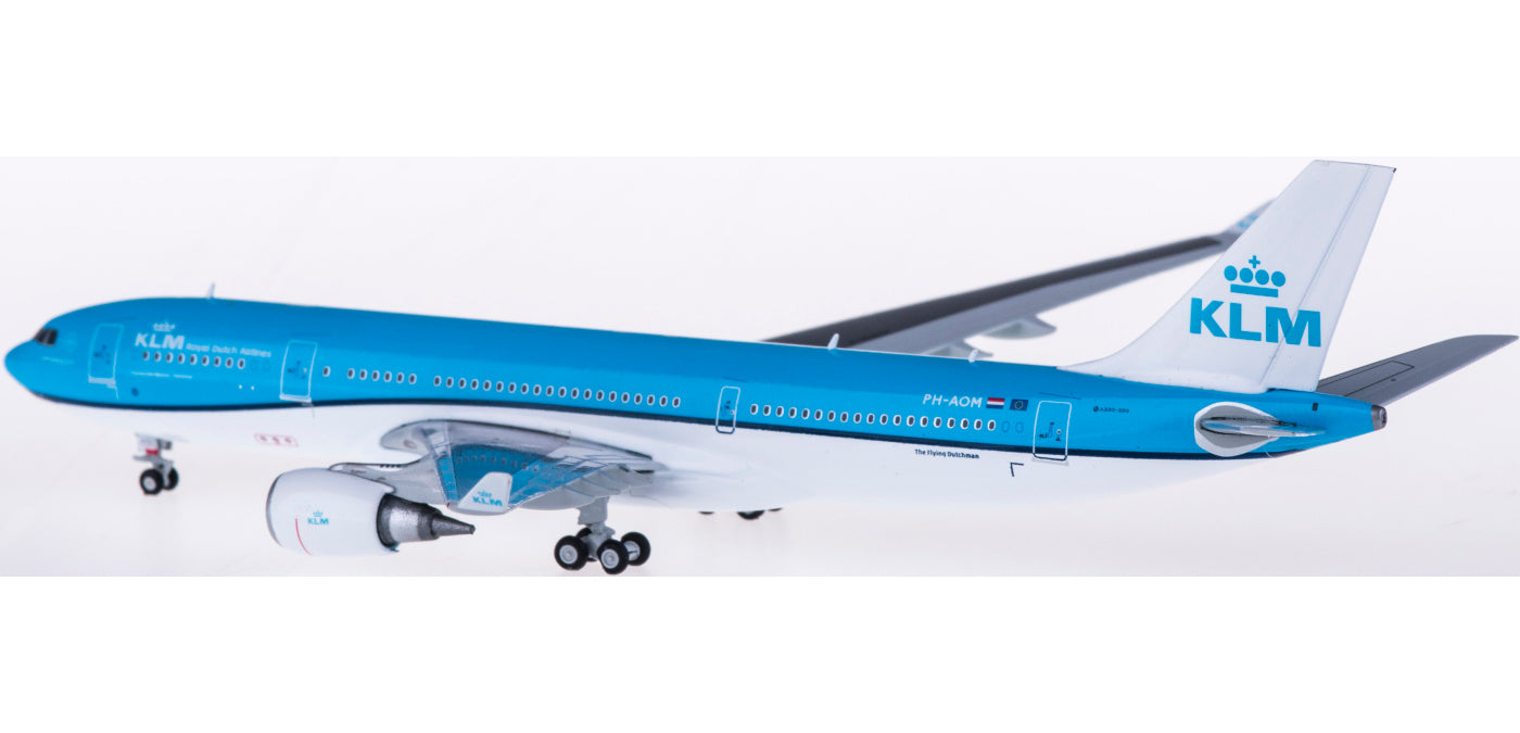 1:400 Geminijets GJKLM1874 KLM Airbus A330-200 PH-AOM Free Tractor+Stand